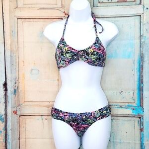 Victoria's Secret the knockout bikini La Culotte